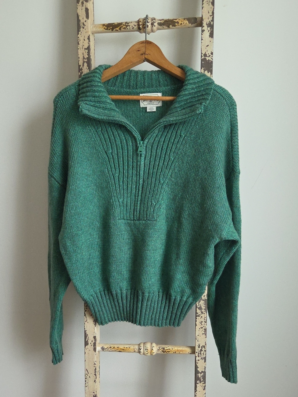 American Eagle Outfitters Teal Knit Pullover